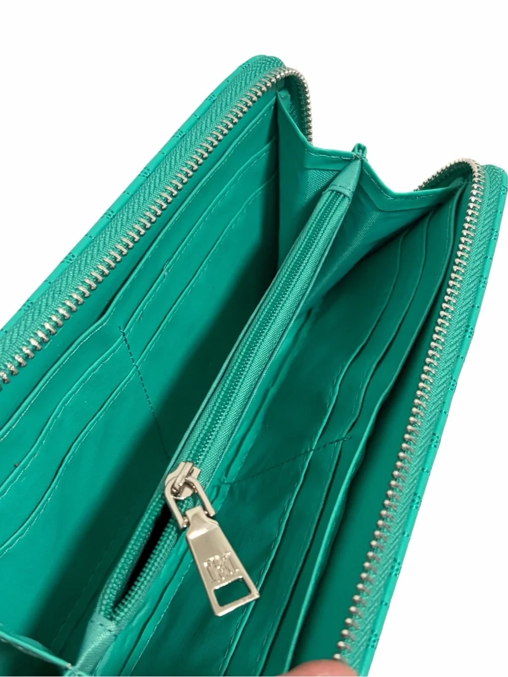 Badgley Mishka Turquoise Zip Around Quilted Long Wallet - NWOT - Picture 6 of 7